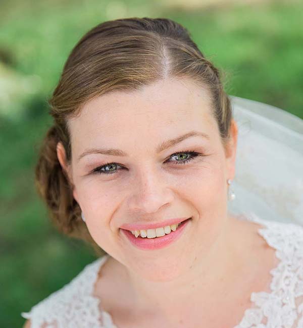 Care & Co - Bruidsmake-up - Bruidsvisagie - foto: Flashback Fotografie Care & Co - Bruidsmake-up - Bruidsvisagie - foto: Flashback Fotografie