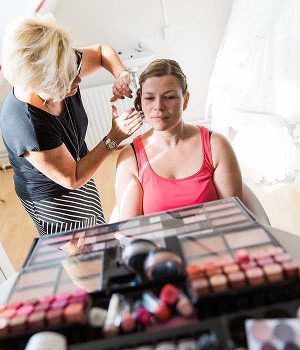 Care & Co - Bruidsmake-up - Bruidsvisagie - foto: Flashback Fotografie Care & Co - Bruidsmake-up - Bruidsvisagie - foto: Flashback Fotografie